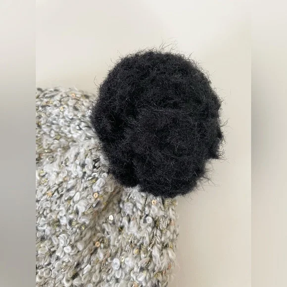 Express Knit Beanie Pom Pom Hat One Size fits most - Picture 3 of 12